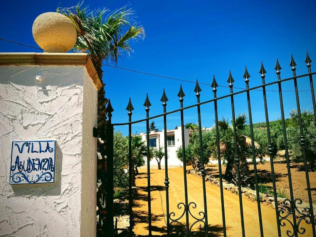 Villa Immersa In Oliveto Vista Mare Sciacca Eksteriør billede