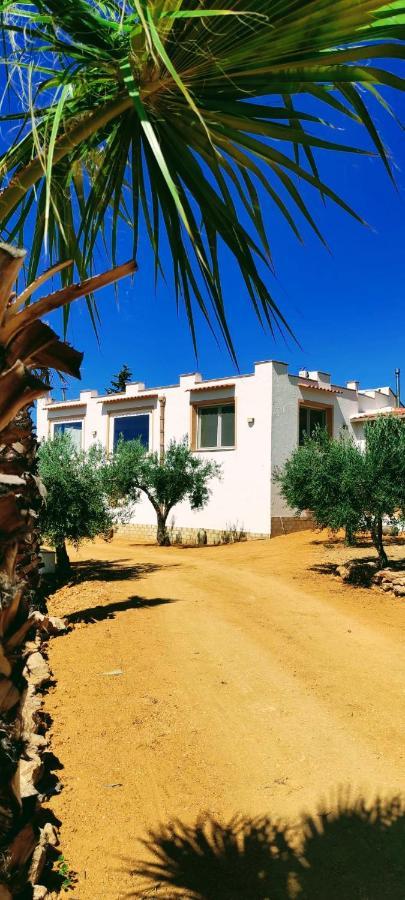 Villa Immersa In Oliveto Vista Mare Sciacca Eksteriør billede